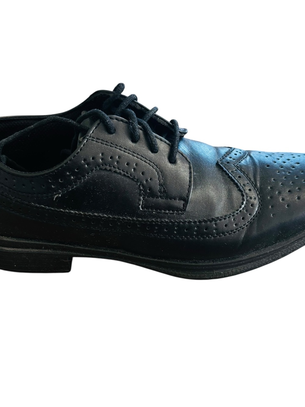 Sz 6.5 Men's Black Wingtip Oxford Dress Shoes
Like new only worn a couple times.